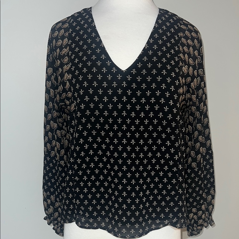 Elegant Black and Gold Women's Top